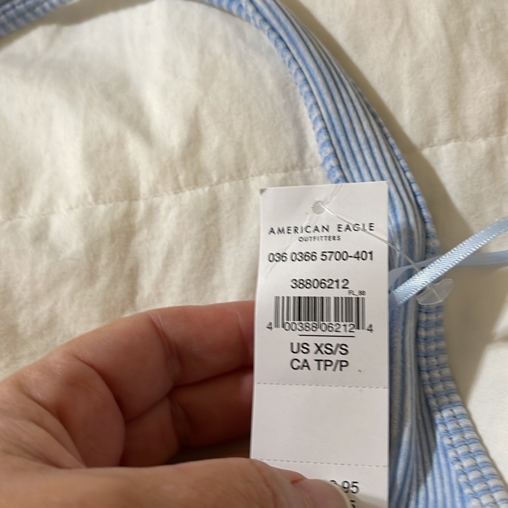 American eagle cropped top sweater with blue Halter top Both NWT - Picture 5 of 6